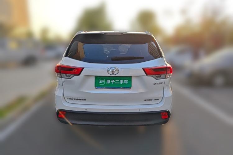 Toyota Highlander 2018 — 5