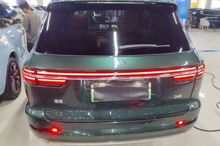 Li Auto ONE 2021 — 5