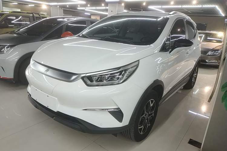BYD Yuan Pro 2021 — фото 1