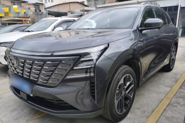 ChangAn CS75 PLUS 2025 — фото 1