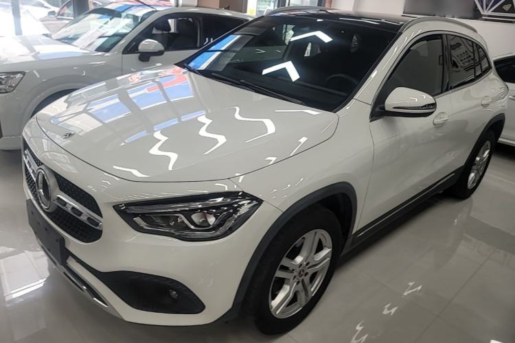 Mercedes-Benz benz gla 2023 — фото 1