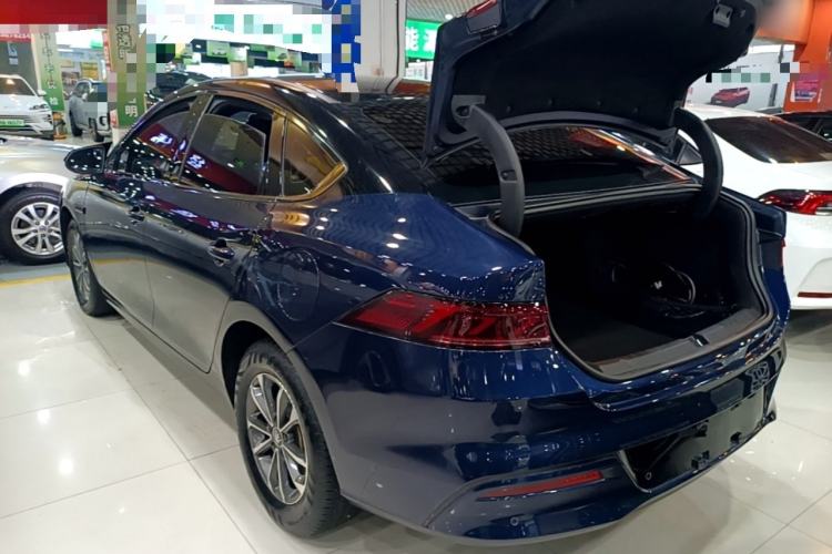 BYD Qin Plus 2023 — 4