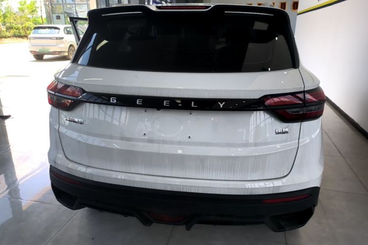 Geely Coolray 2024 — 5