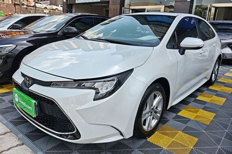 Toyota Corolla 2021 — фото 1