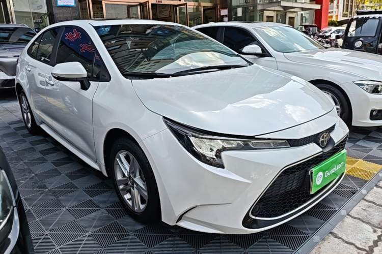 Toyota Corolla 2021 — фото 3