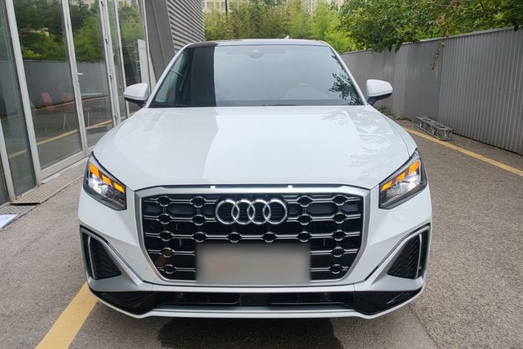 Audi Q2 2024 — 2