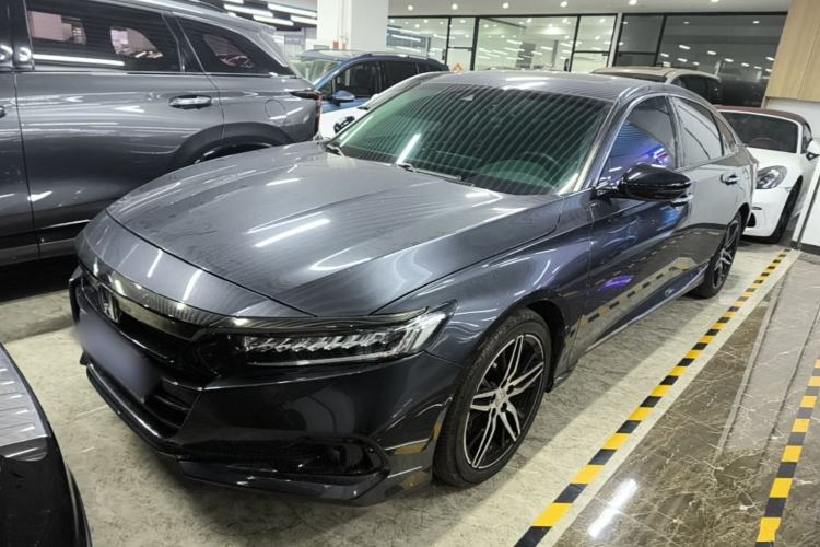 Honda Accord 2022 — фото 1