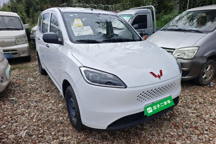Wuling Hongguang 2025 — 3