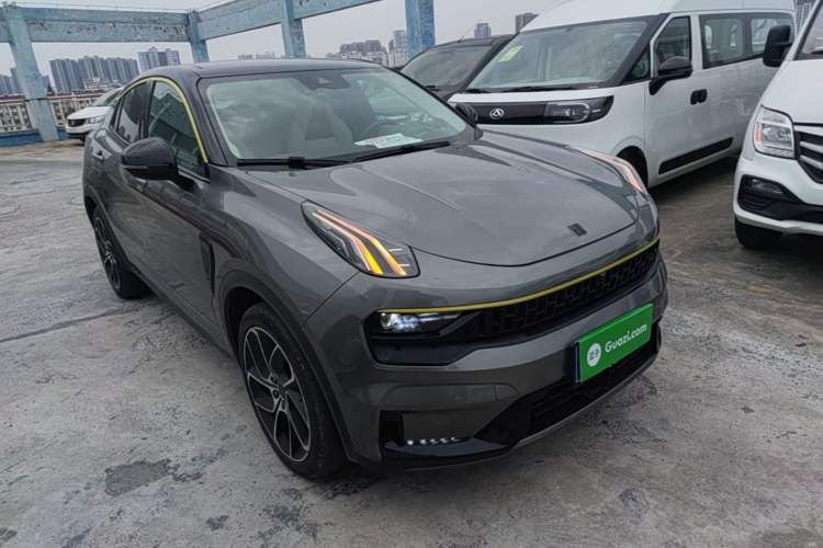 Lynk & Co 05 2020 — 3