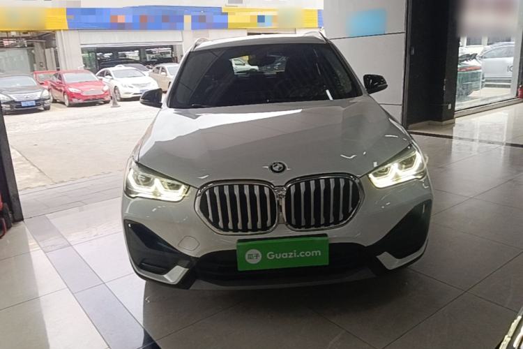 BMW X1 2021 — 2