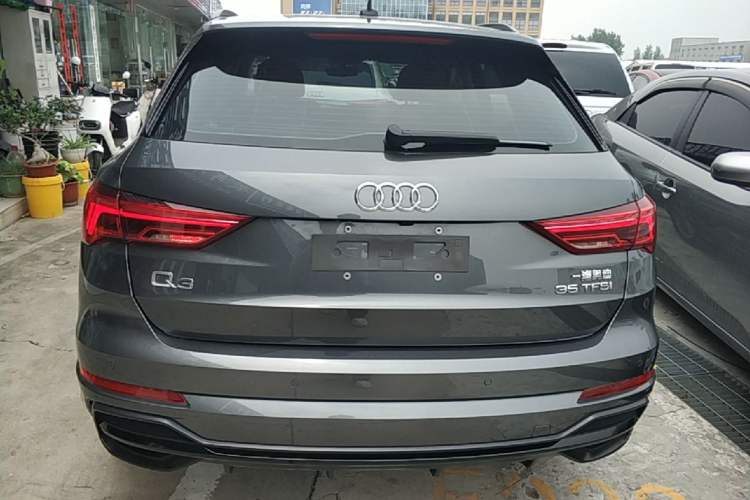 Audi Q3 2023 — 5