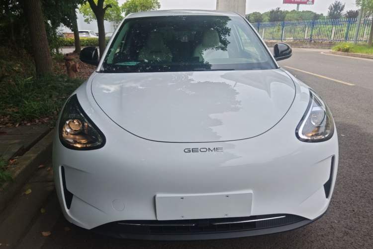 Geely Geome 2025 — 2