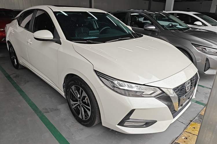 Nissan Sentra 2022 — фото 3