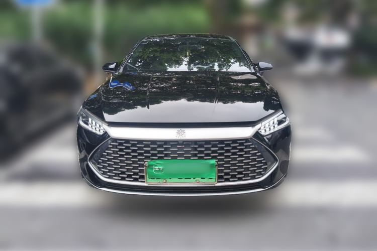 BYD Qin Plus 2023 — фото 2