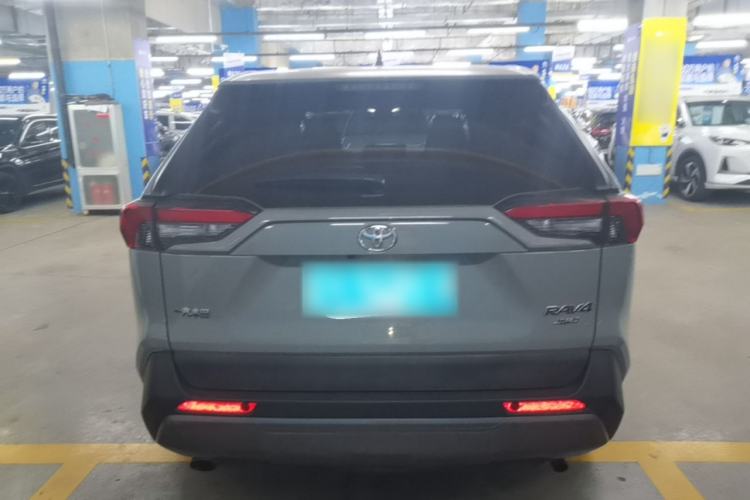 Toyota RAV4 2020 — 5
