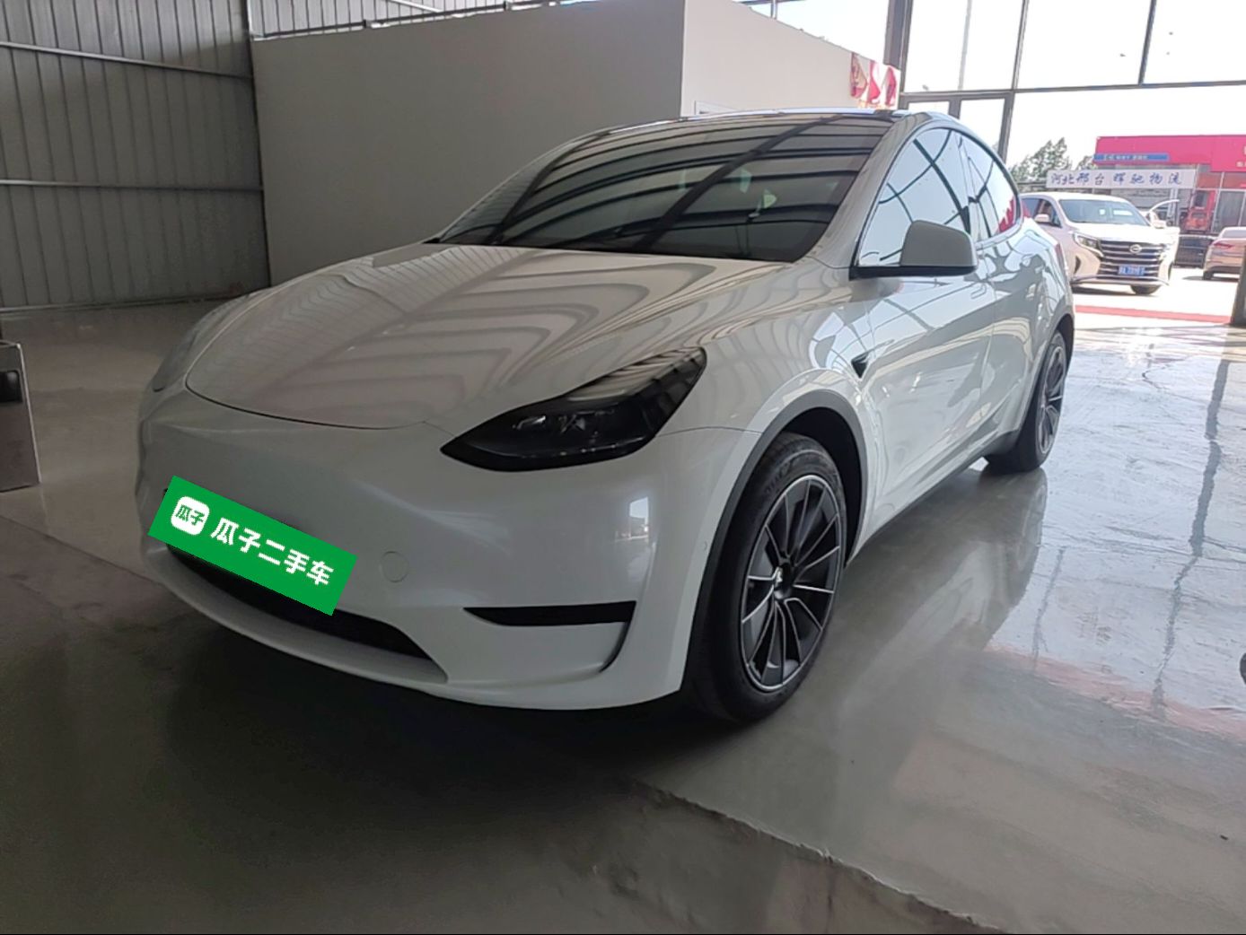 Tesla Model Y 2023 — фото 1
