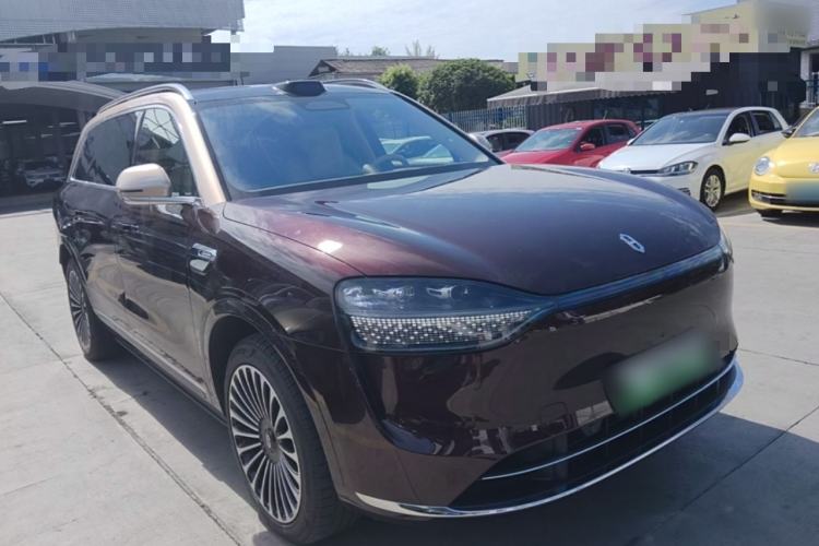 AITO M9 2025 — 3