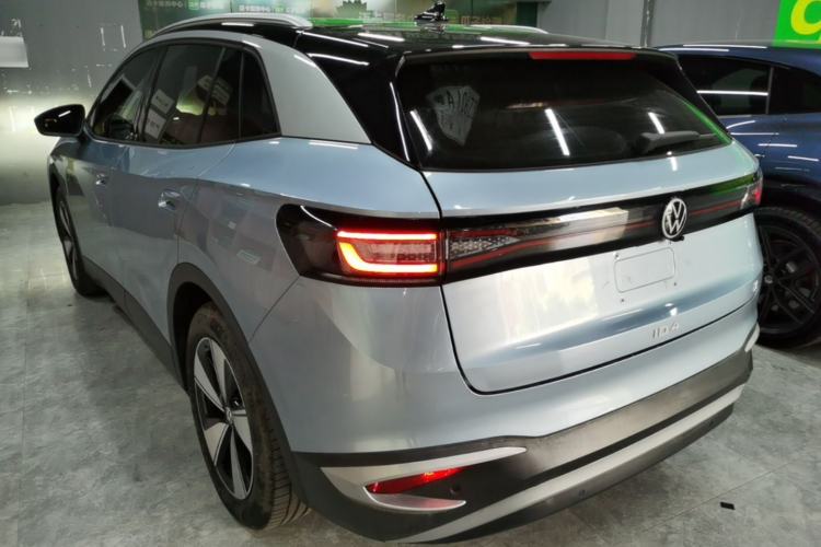 Volkswagen ID.4 2025 — 4