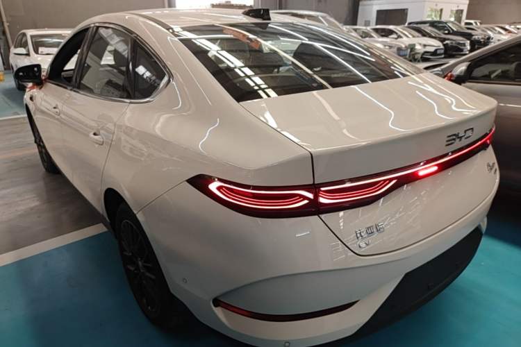 BYD Qin PLUS 2025 — 4