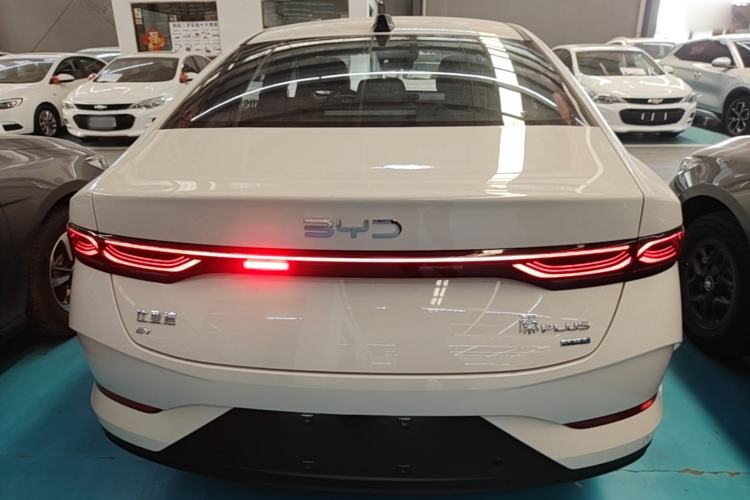 BYD Qin PLUS 2025 — 5