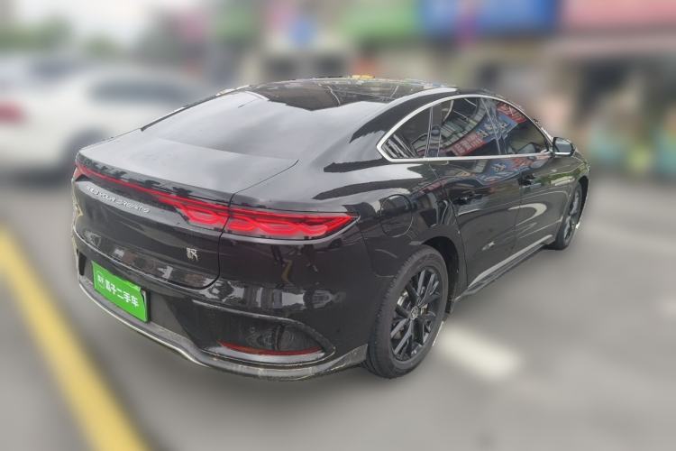 BYD Han 2025 — 4