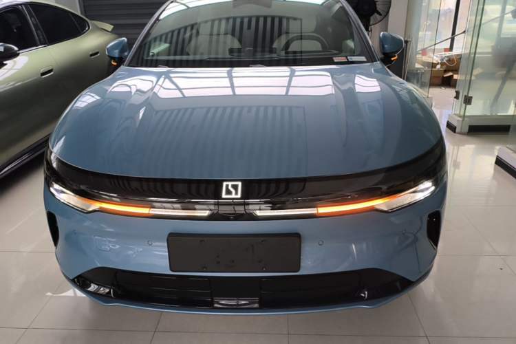 Zeekr 007GT 2025 — 2