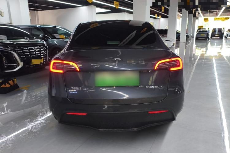 Tesla Model Y 2021 — фото 5