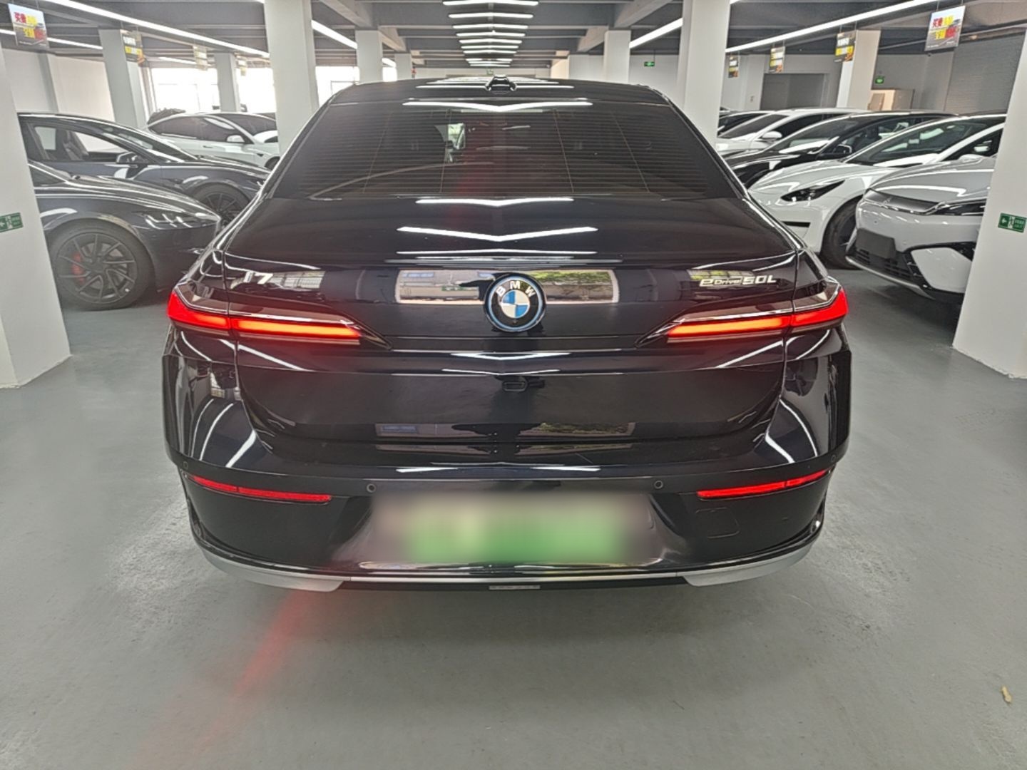 BMW i7 2023 — фото 5