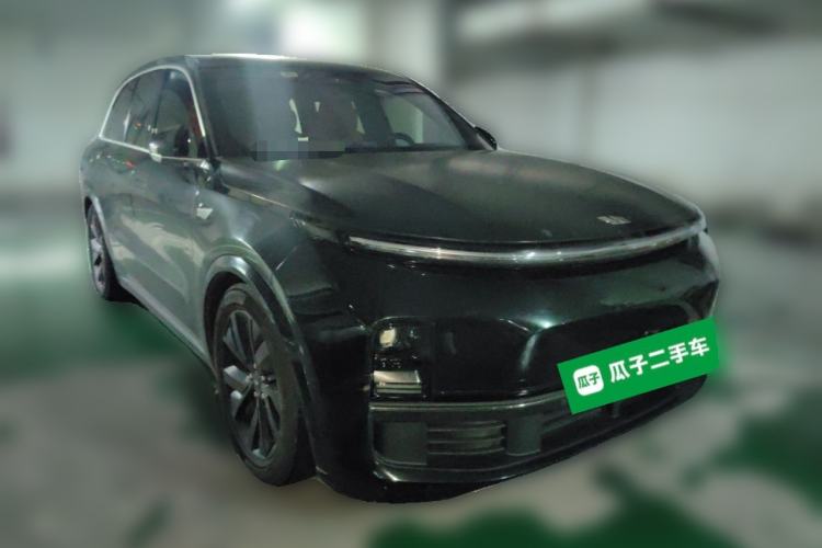 Li Auto L8 2023 — 3