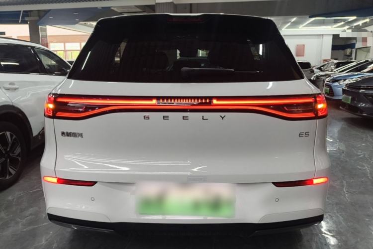 Geely Galaxy E5 2026 — 5