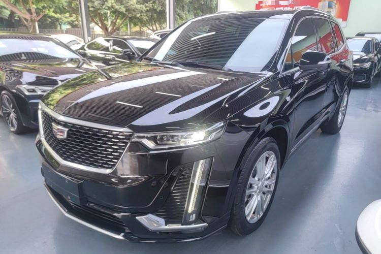 Cadillac xt6 2022 — фото 1