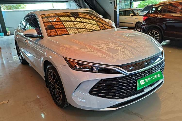 BYD Qin L 2024 — 3