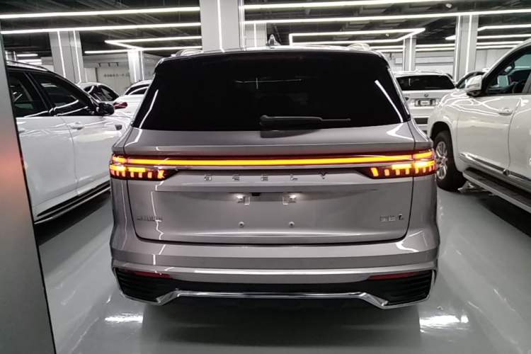 Geely Monjaro L 2021 — фото 5