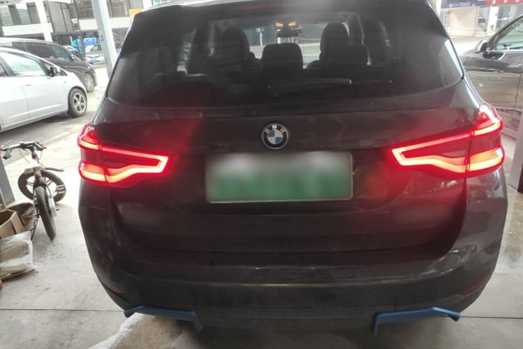 BMW iX3 2021 — 5
