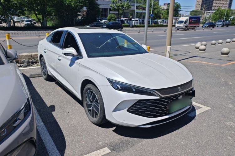 BYD Qin L 2024 — 3