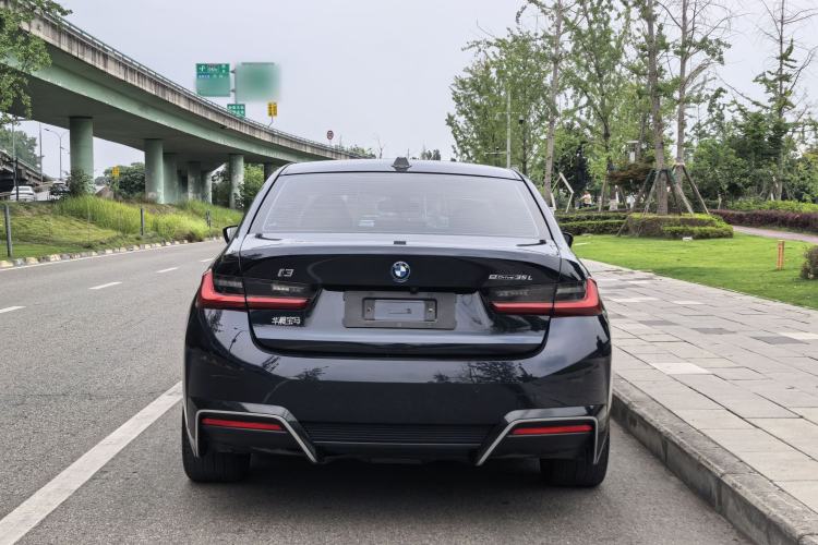 BMW i3 2025 — фото 5