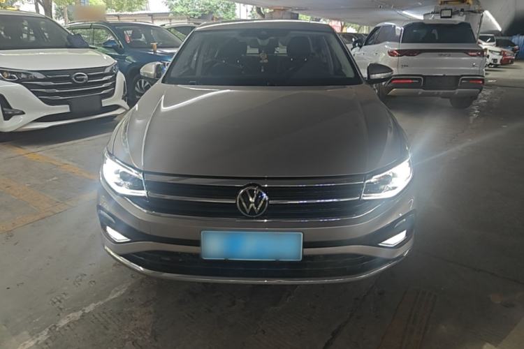 Volkswagen Bora 2023 — 2