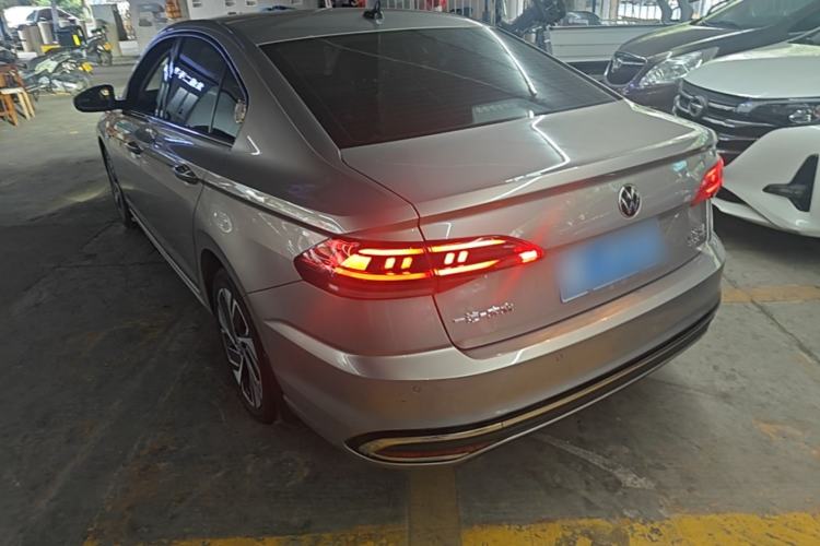 Volkswagen Bora 2023 — 4
