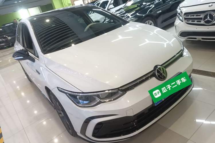 Volkswagen Golf 2021 — 3