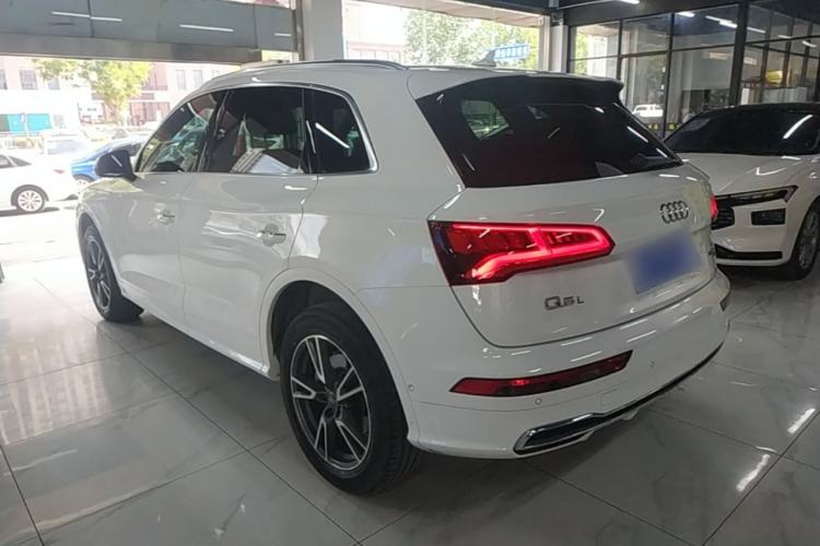 Audi Q5 2020 — фото 4