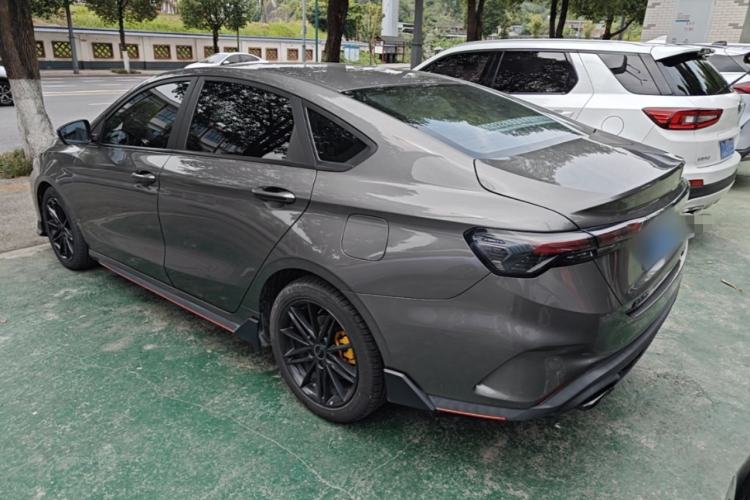 Geely Binray 2022 — 4