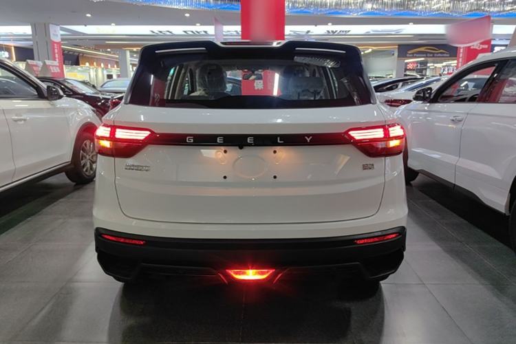 Geely Coolray 2025 — 5
