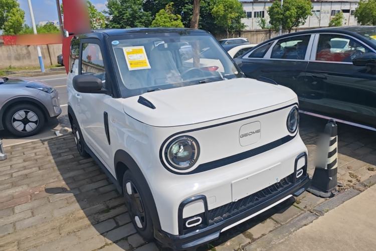Geely Galaxy Panda 2025 — 3