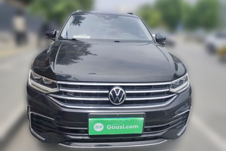 Volkswagen Tiguan L 2023 — фото 2