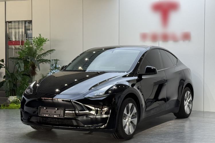 Tesla Model Y 2022 — фото 1