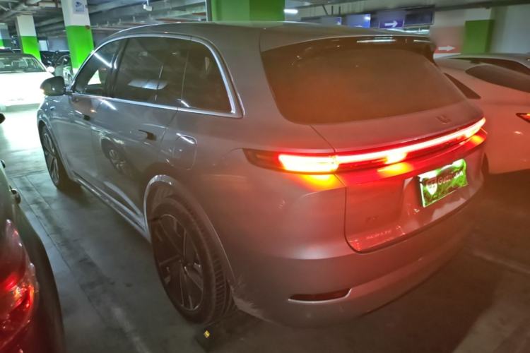 Li Auto L7 2025 — 4