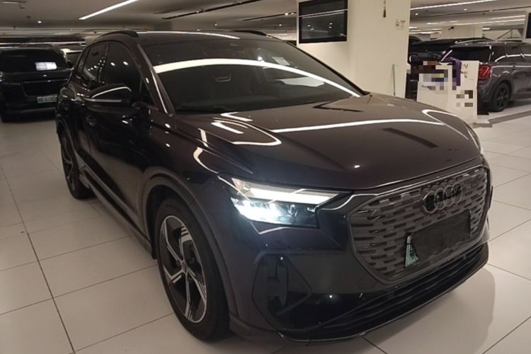 Audi Q4 e-tron 2023 — 3