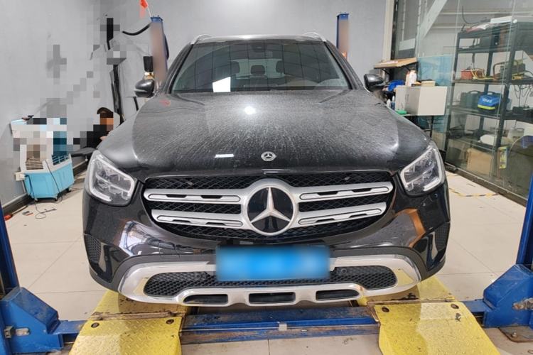 Mercedes-Benz GLC 260 L 2020 — фото 2