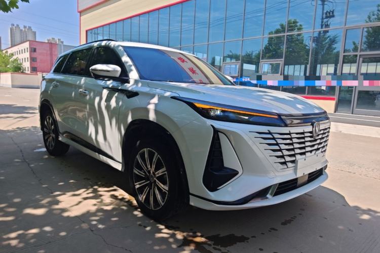 ChangAn CS75 Plus 2023 — фото 3