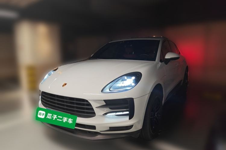 Porsche Macan 2020 — фото 1